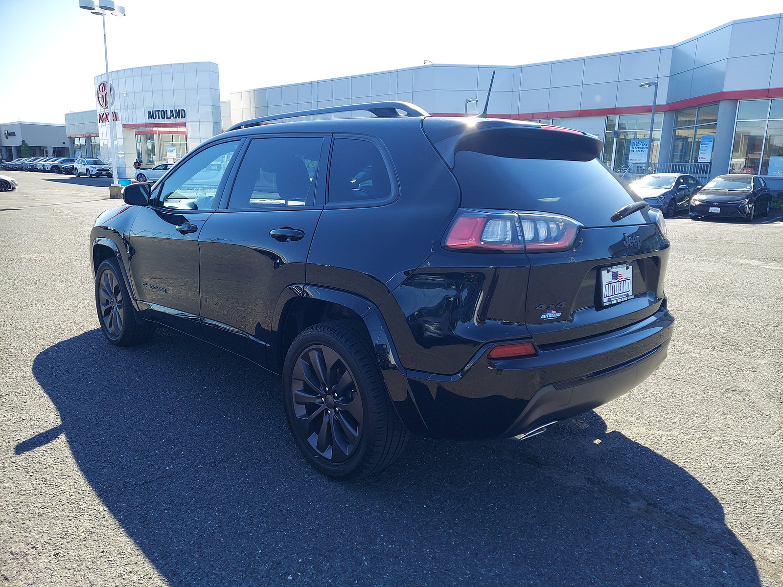 Certified 2019 Jeep Cherokee High Altitude image 4