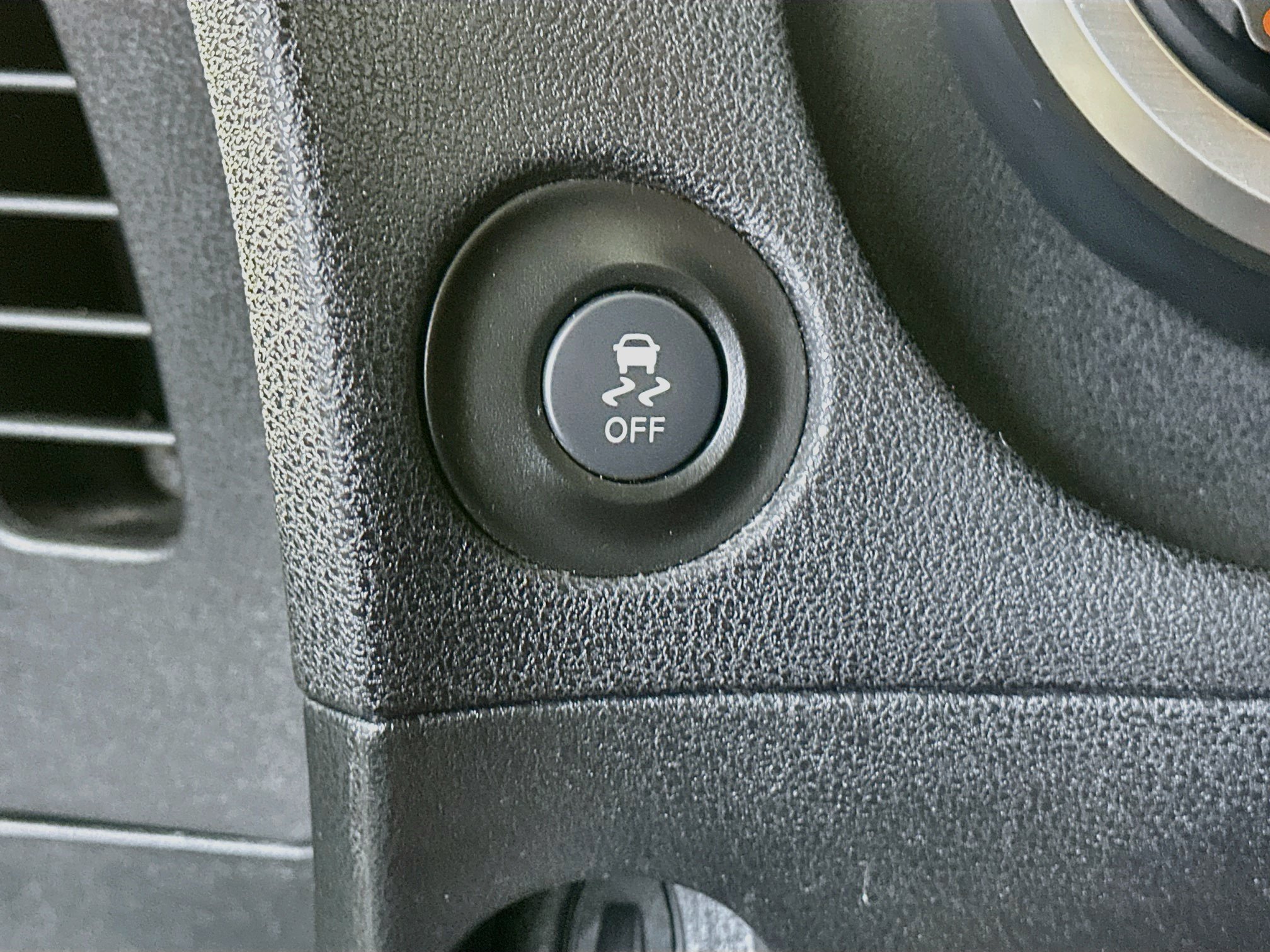 Used 2016 Nissan 370Z Roadster RWD image 16