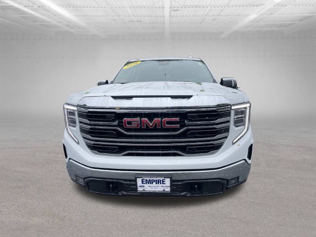 Used 2026 GMC Sierra 1500 SLT AWD/4WD image 11
