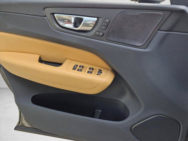 Used 2019 Volvo XC60 T5 Inscription w/ Protection Package Premier FWD image 10