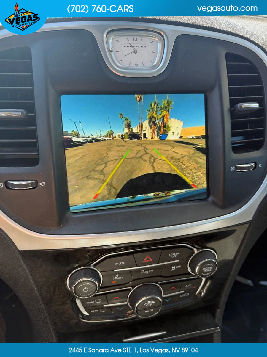 Used 2019 Chrysler 300 Limited w/ Safetytec Plus Group image 26
