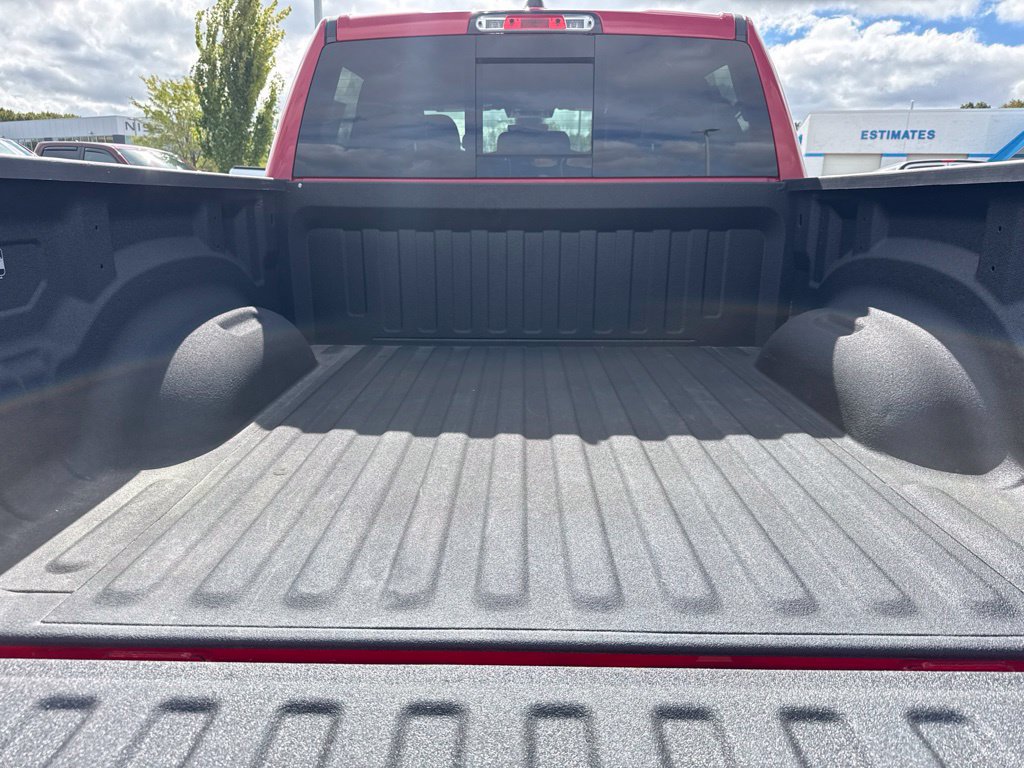 Used 2022 RAM 1500 Big Horn AWD/4WD image 5