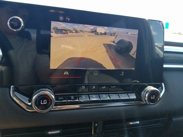 New 2026 GMC Canyon Elevation w/ Convenience Package image 16