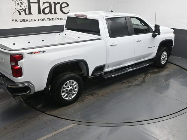 Used 2025 Chevrolet Silverado 2500 LT w/ Convenience Package image 39