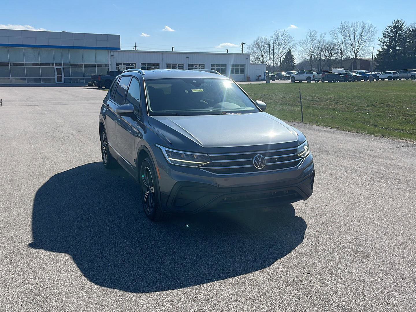 Used 2024 Volkswagen Tiguan Wolfsburg Edition image 8