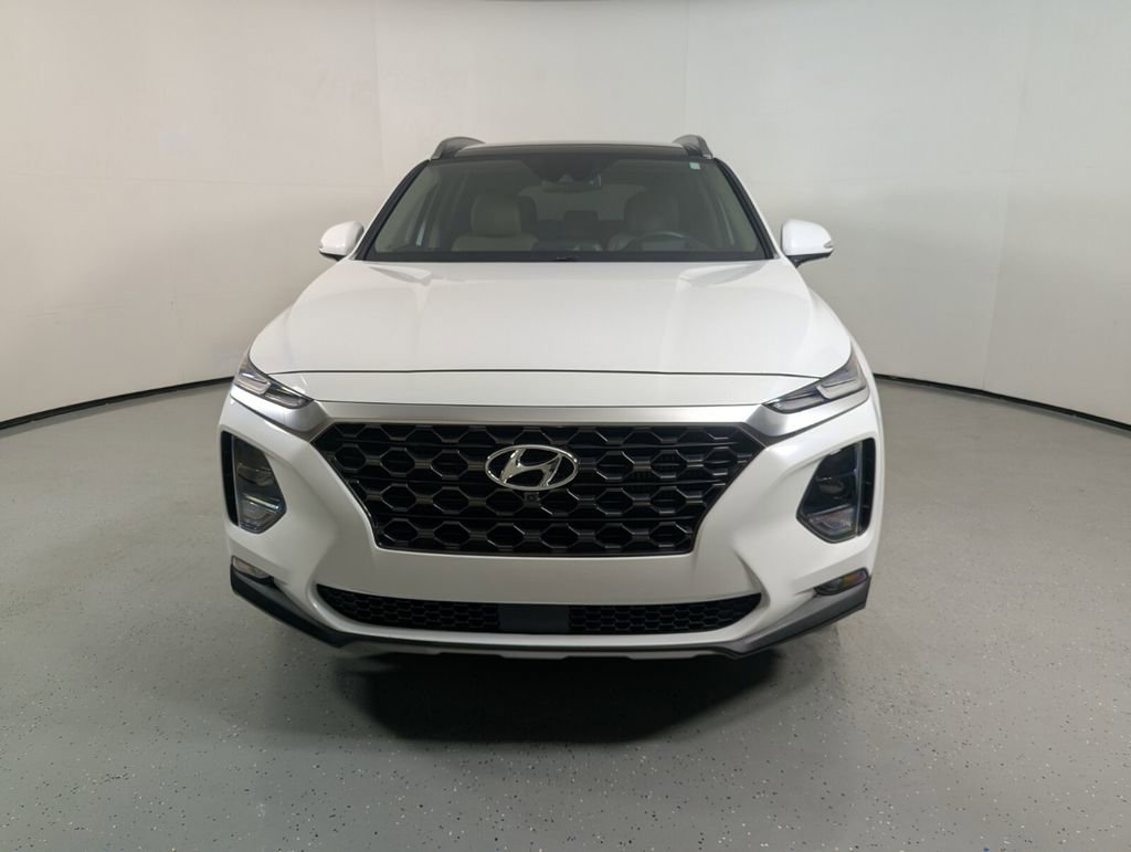 Used 2019 Hyundai Santa Fe FWD image 2