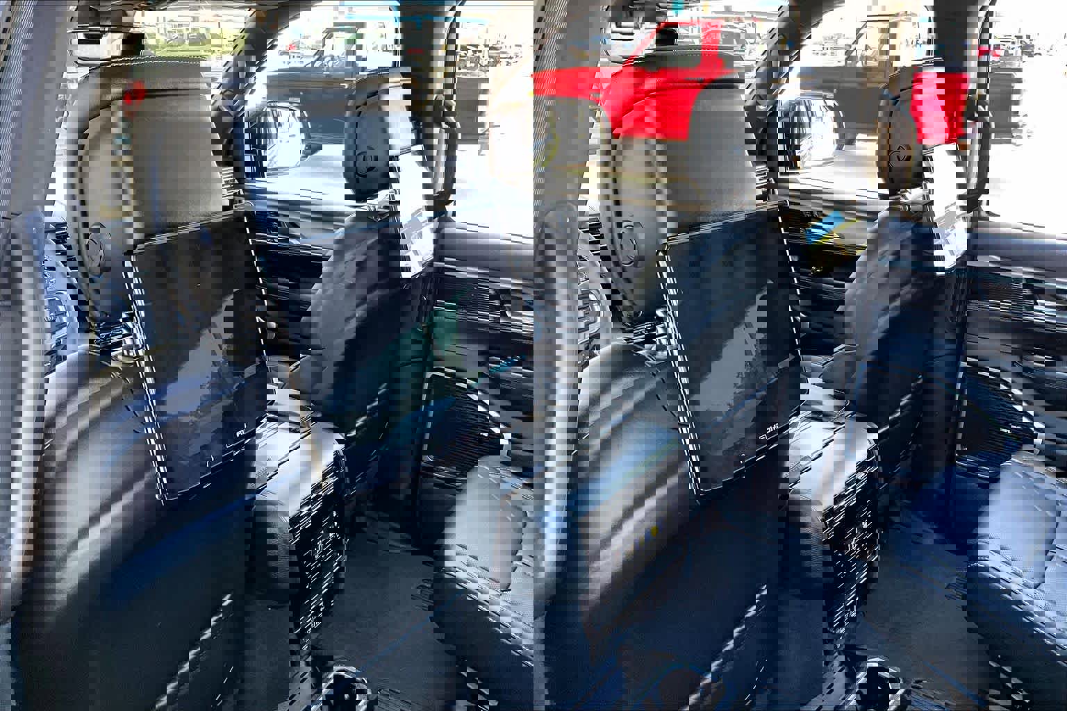 Used 2023 Jeep Wagoneer Series II image 32