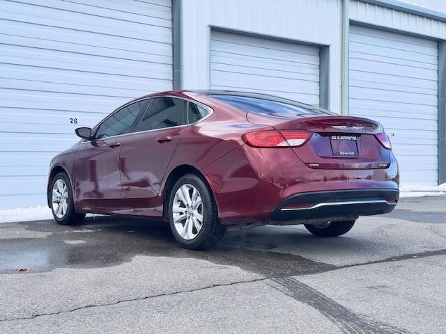 Used 2015 Chrysler 200 Limited FWD image 7
