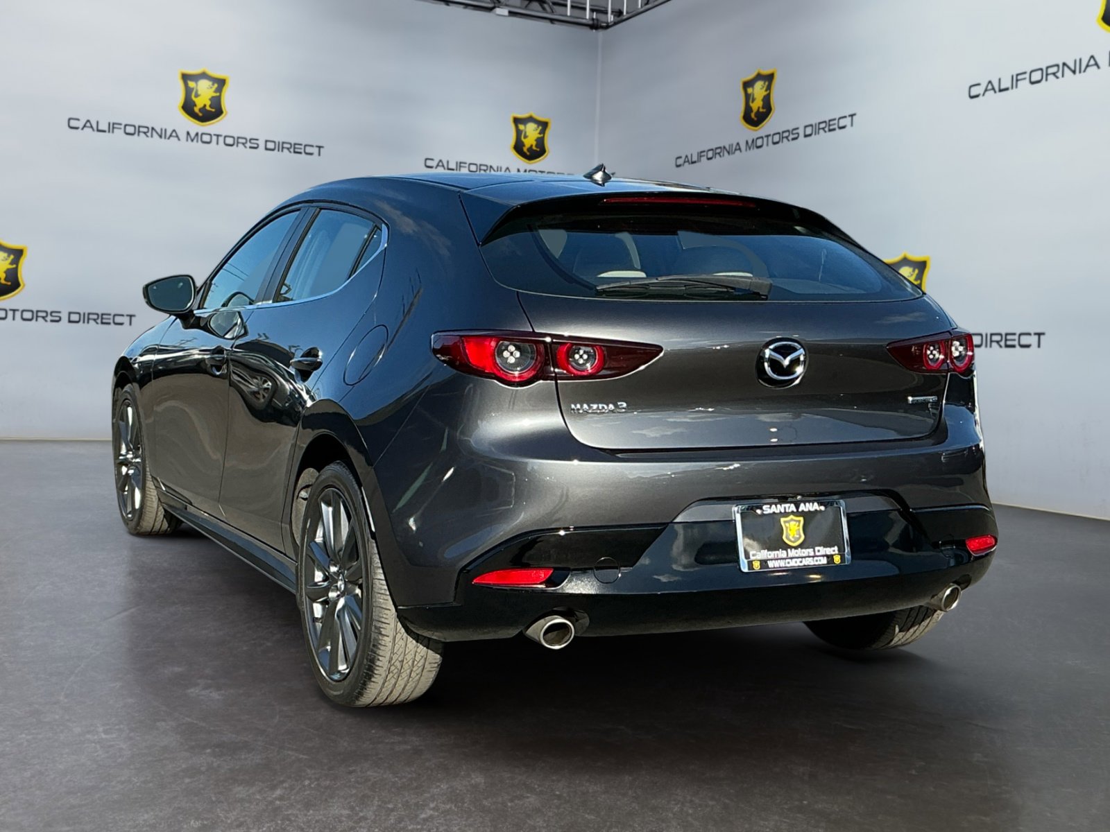 Used 2020 MAZDA MAZDA3 Hatchback w/ Preferred Package FWD image 7
