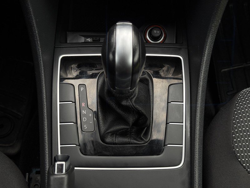 Used 2018 Volkswagen Passat 2.0T S image 22