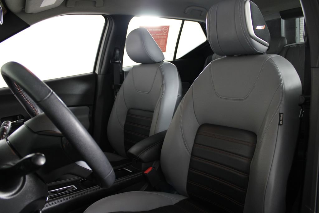 Certified 2023 Nissan Kicks SR w/ SR Premium Package image 22