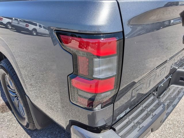 Used 2026 Nissan Frontier SV w/ SV Convenience Package image 12