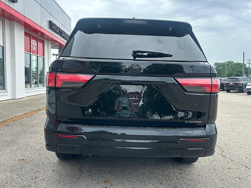 Certified 2026 Toyota Sequoia Platinum AWD/4WD image 4