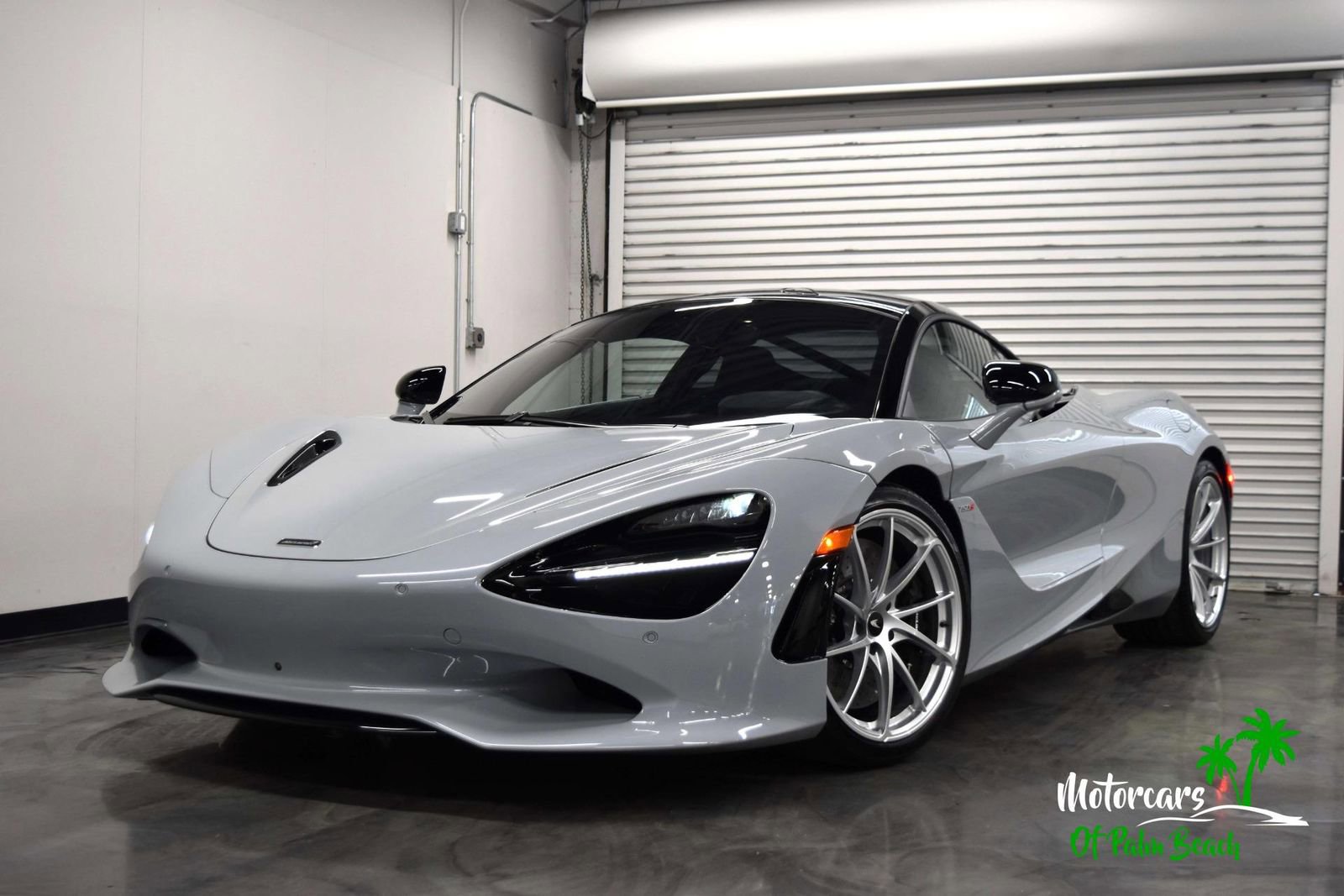 Used 2025 McLaren 750S image 1