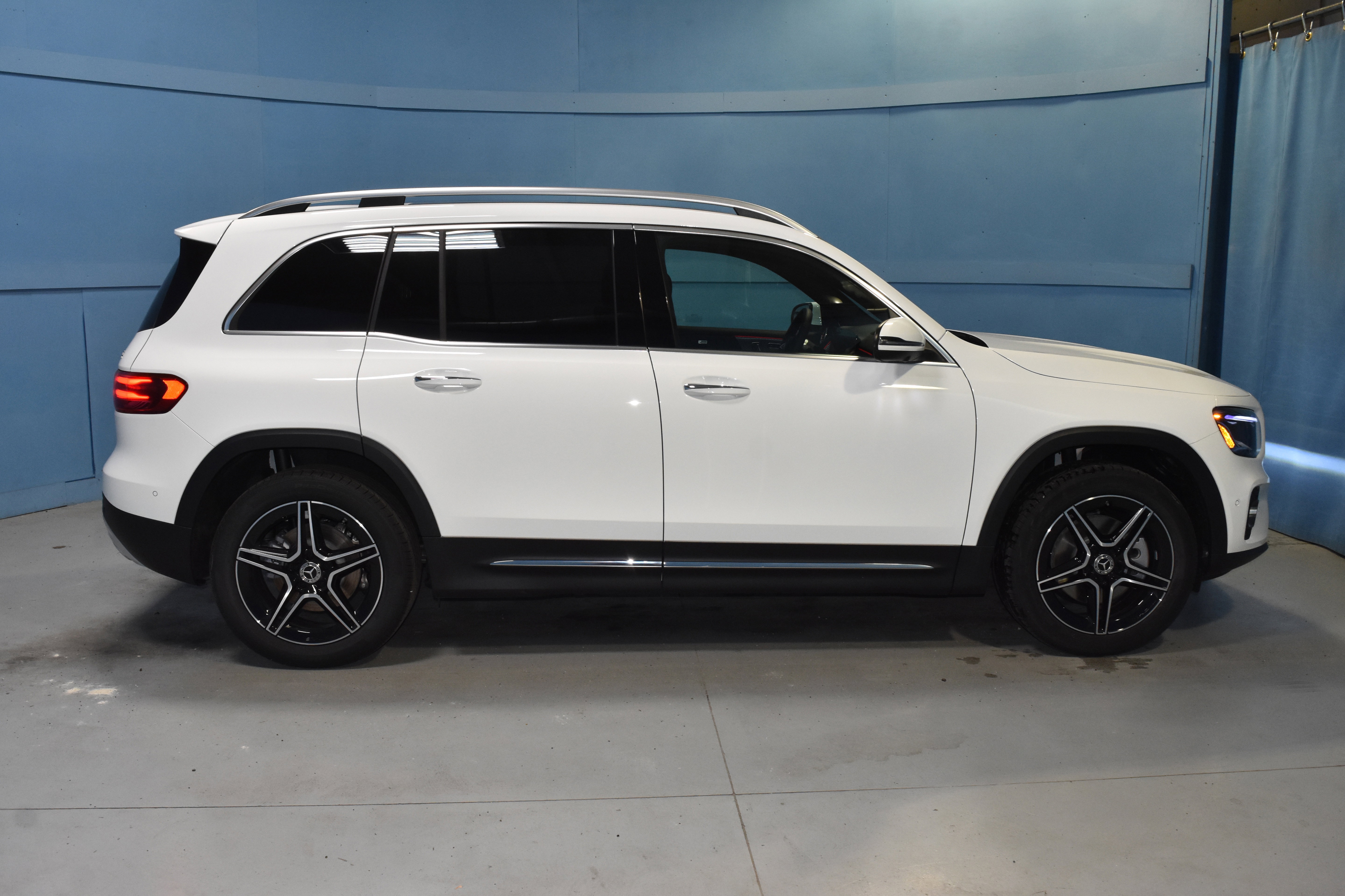 New 2026 Mercedes-Benz GLB 250 4MATIC image 19