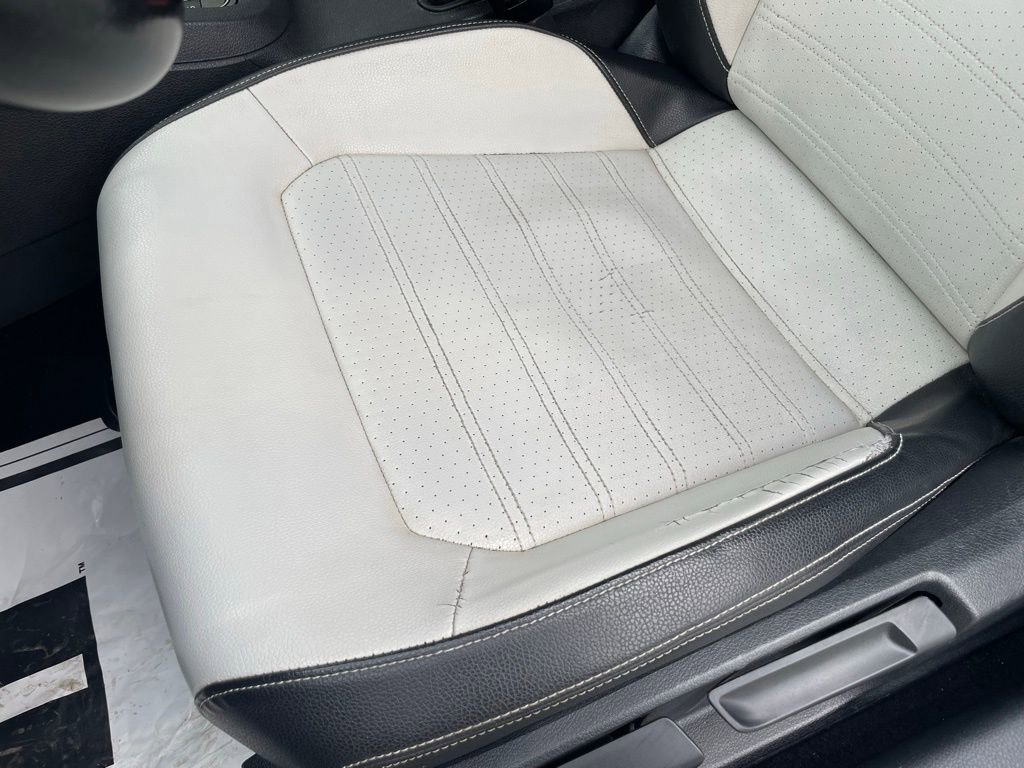 Used 2015 Volkswagen Jetta Sport FWD image 21
