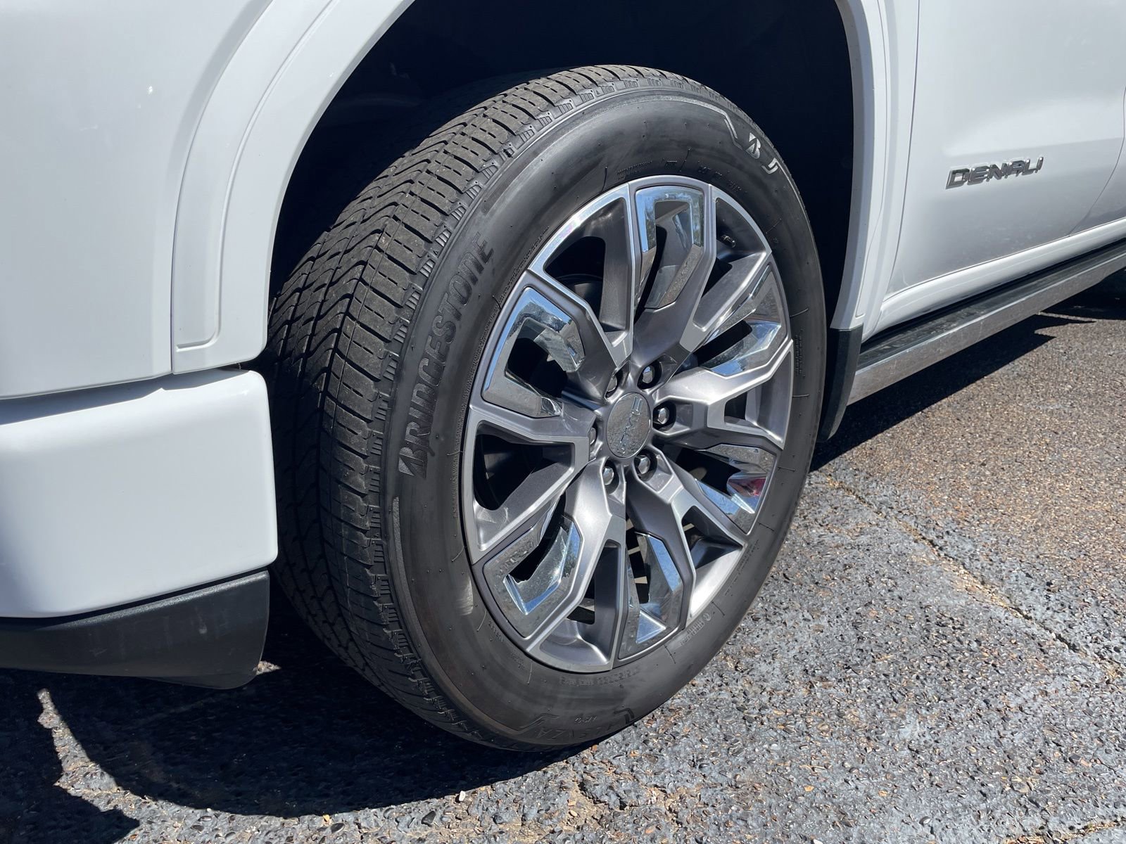 Used 2024 GMC Sierra 1500 Denali image 10