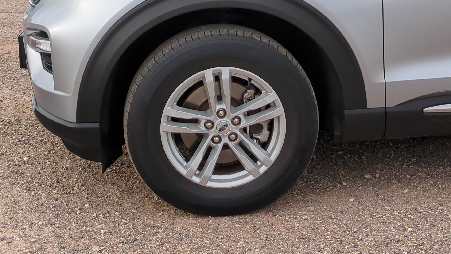 Used 2022 Ford Explorer XLT w/ Equipment Group 202A image 11