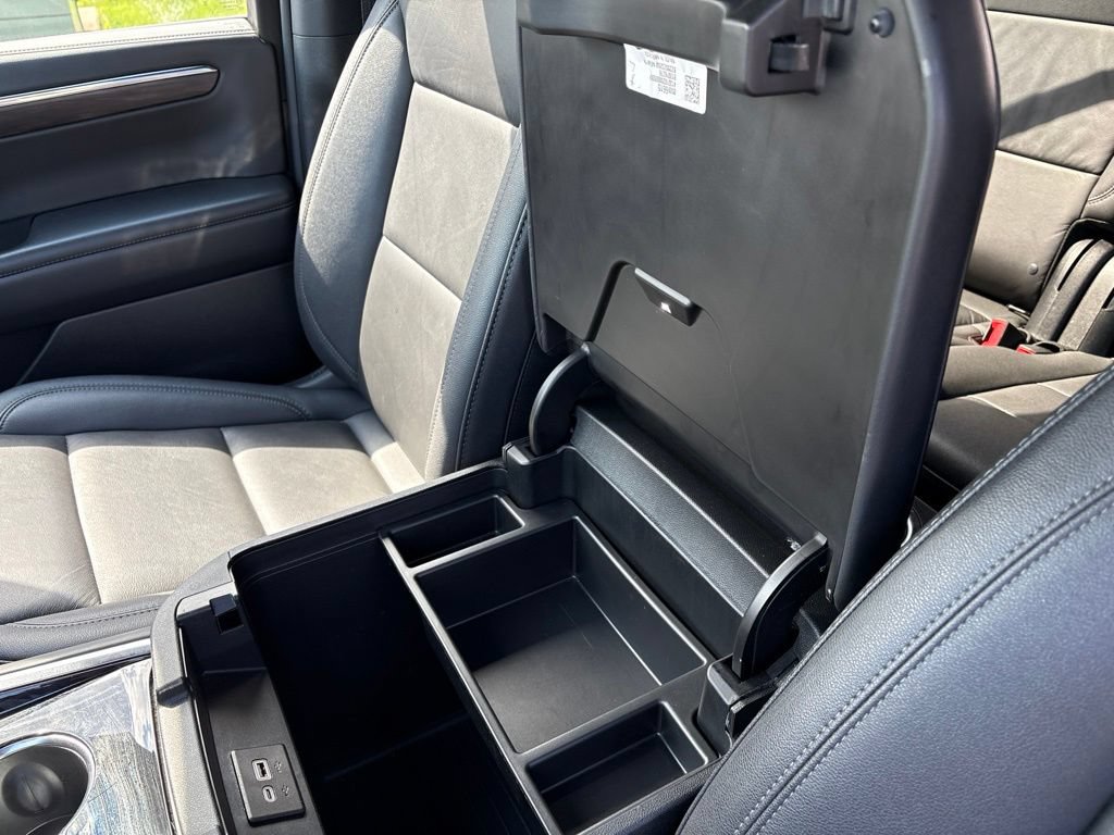 Used 2025 Chevrolet Tahoe LT AWD/4WD image 16