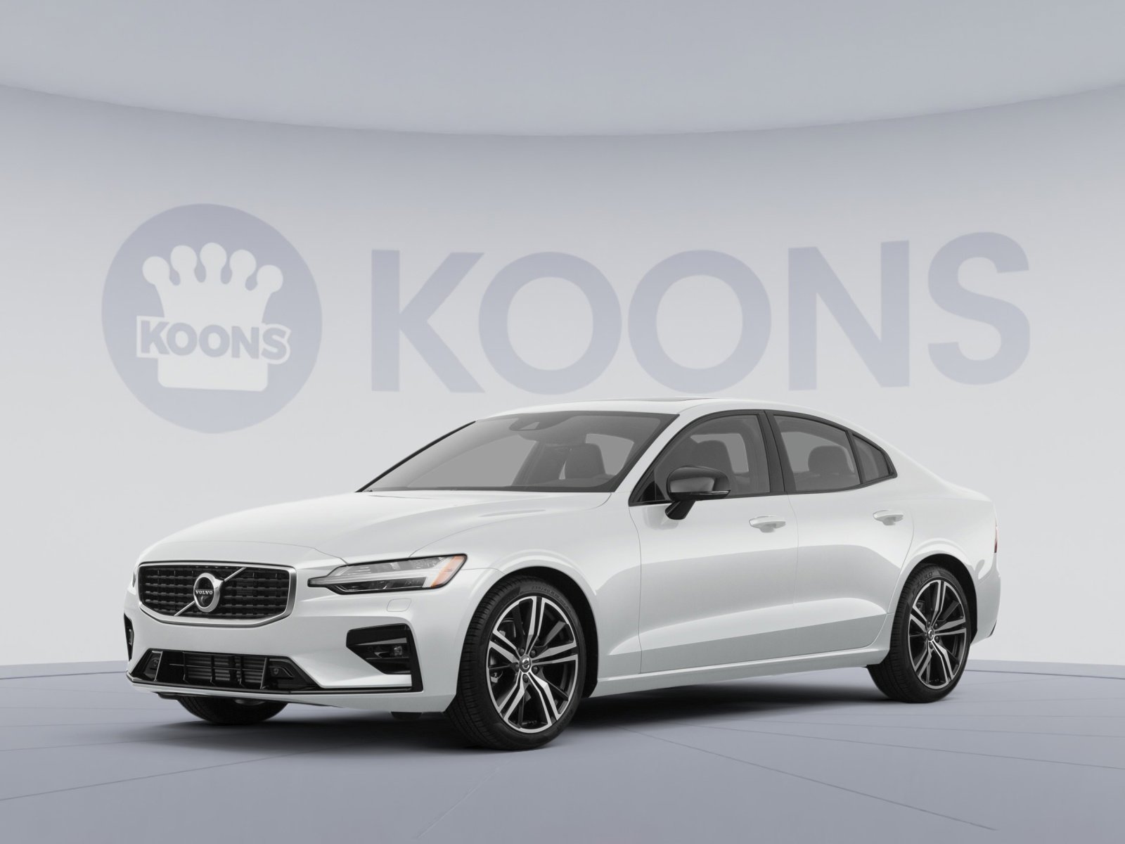 Used 2019 Volvo S60 T5 R-Design image 1