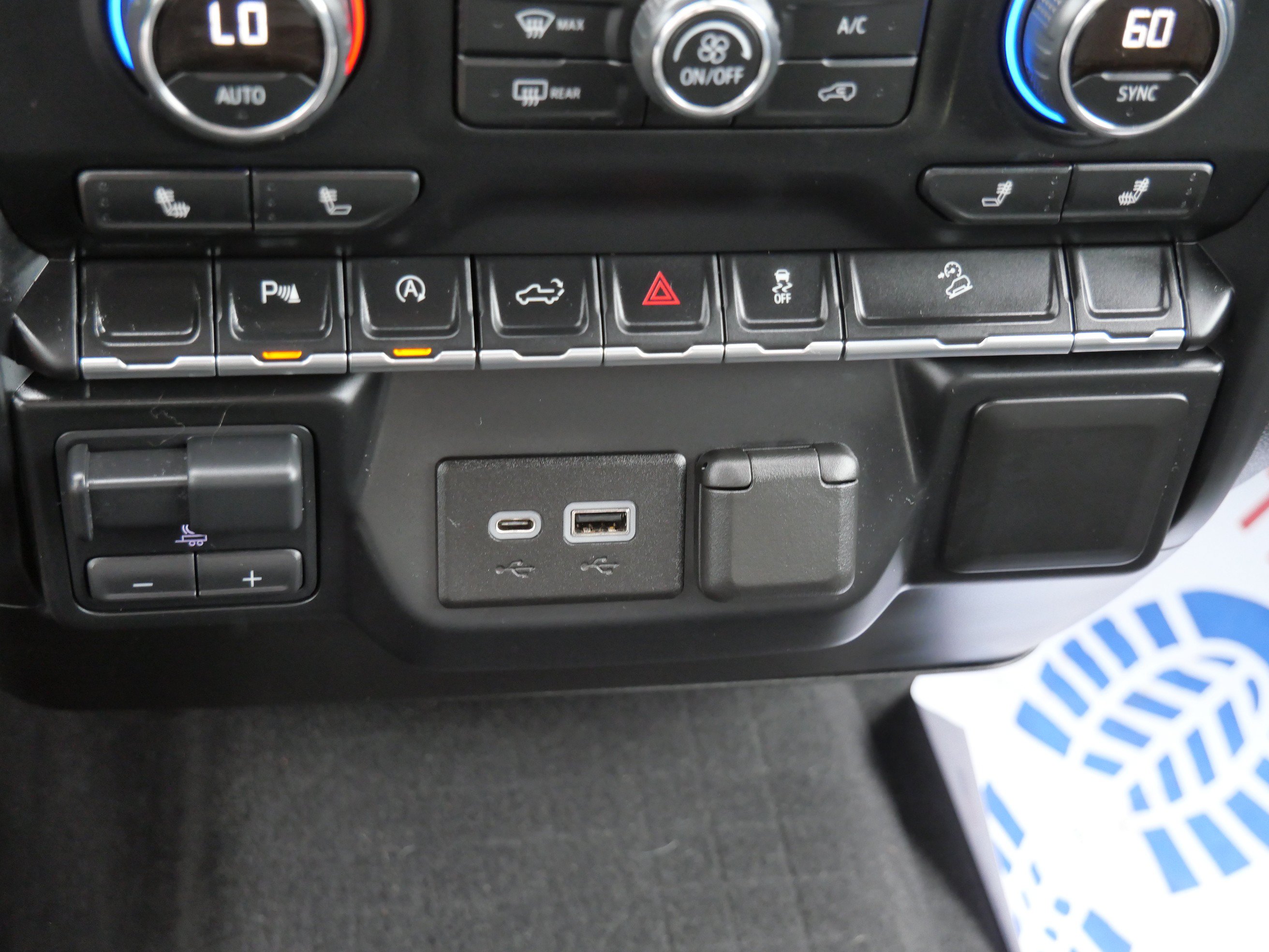 Used 2019 Chevrolet Silverado 1500 RST AWD/4WD image 19