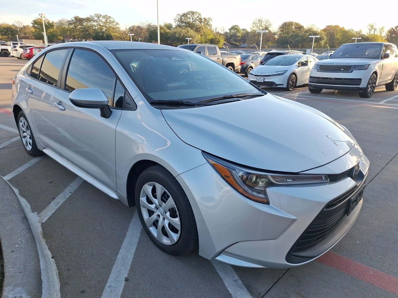 Used 2023 Toyota Corolla LE image 8