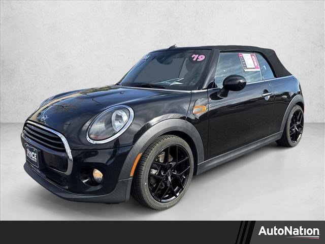 Used 2019 MINI Cooper Convertible video 1