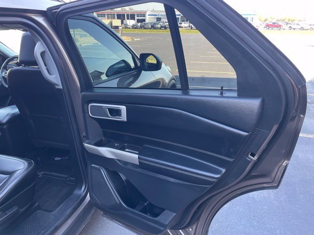 Used 2021 Ford Explorer XLT w/ Equipment Group 202A RWD image 53