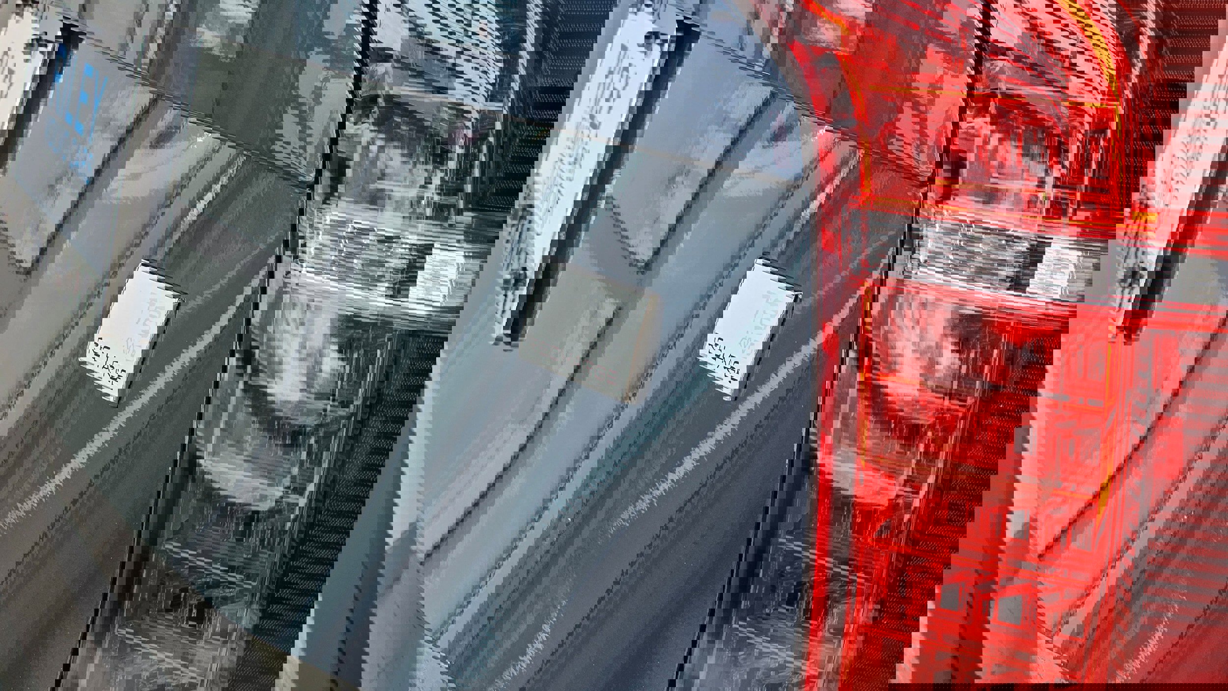 Certified 2022 Volvo XC90 T8 Inscription Expression w/ Advanced Package image 8