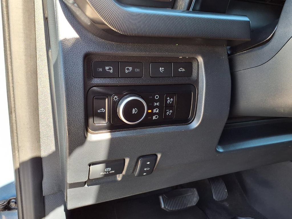 Used 2023 Ford F250 Platinum AWD/4WD image 27