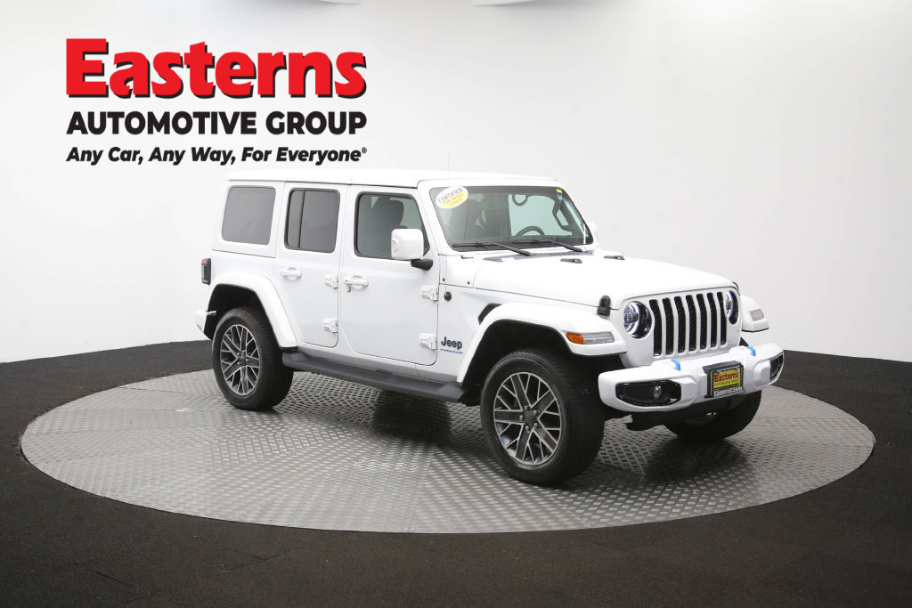 Used 2023 Jeep Wrangler Unlimited Sahara AWD/4WD image 52