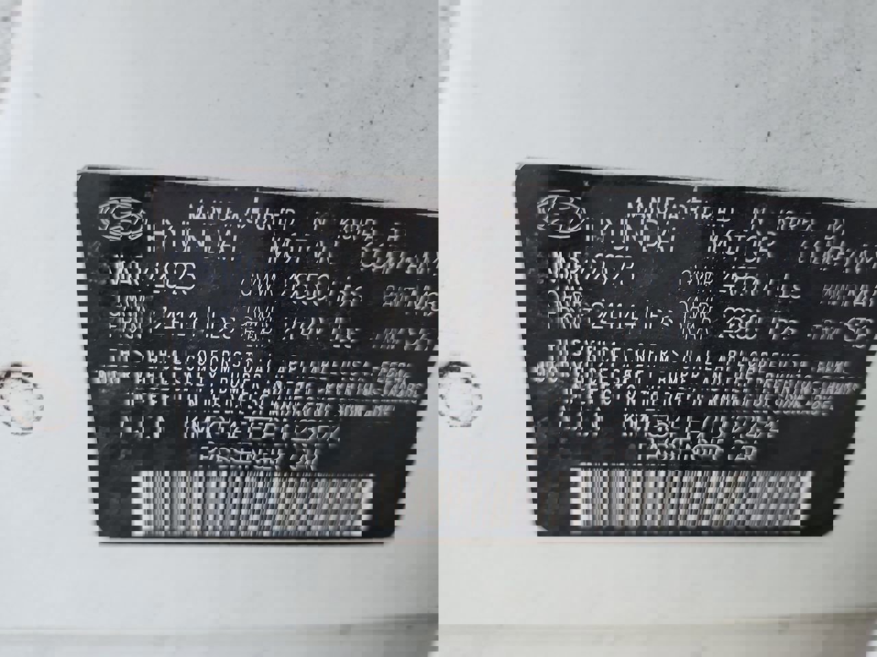 Used 2023 Genesis G70 3.3T w/ Sport Prestige Package image 25