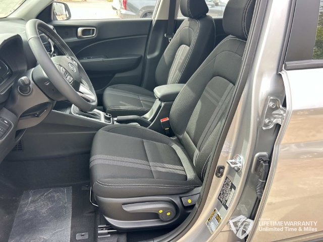 New 2026 Hyundai Venue SEL FWD image 25