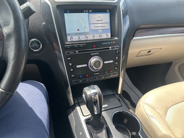 Used 2018 Ford Explorer Limited w/ Equipment Group 301A FWD image 4