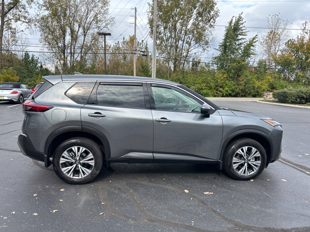 Used 2021 Nissan Rogue SV AWD/4WD image 9