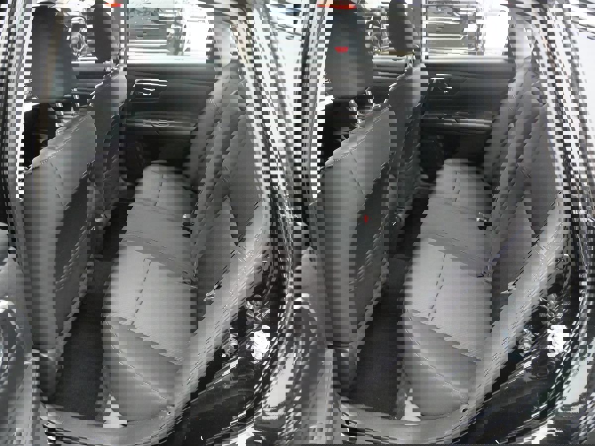 Used 2017 Nissan Altima 2.5 SR w/ Midnight Edition Package image 24