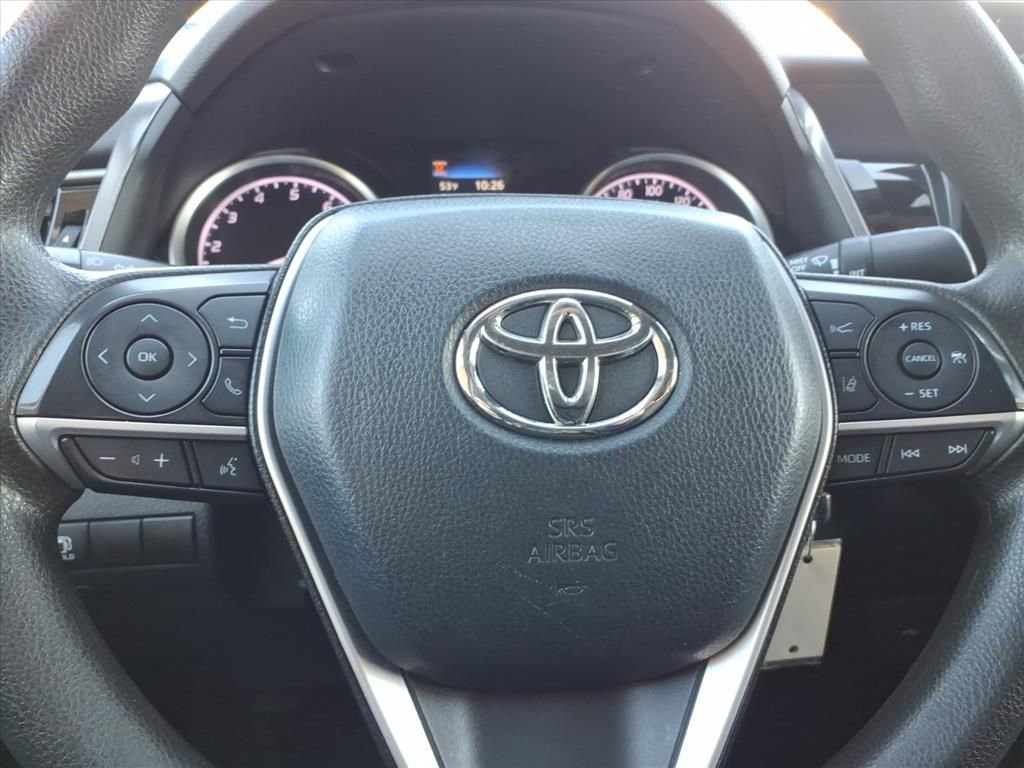 Used 2021 Toyota Camry LE image 21
