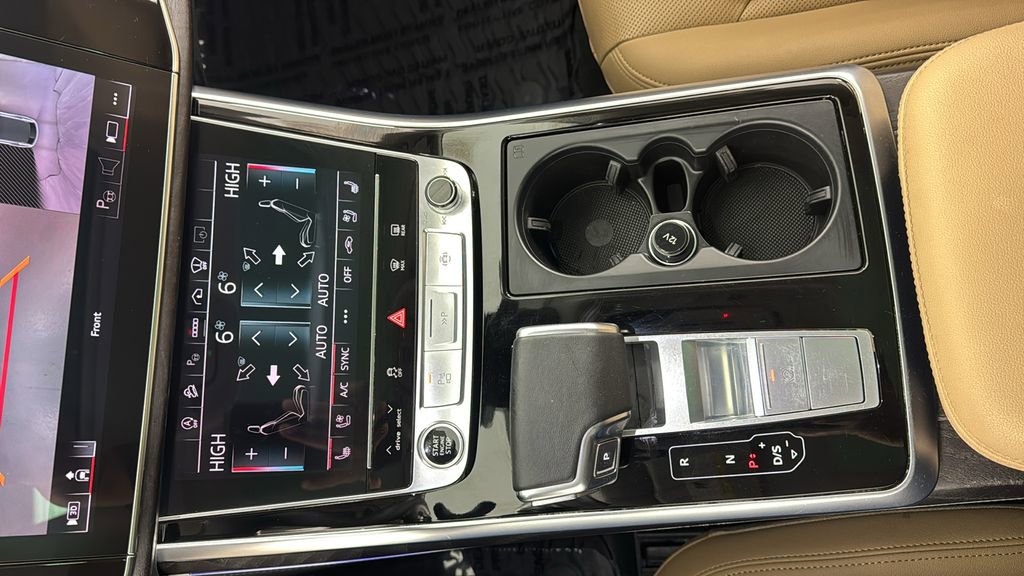Used 2023 Audi Q8 Prestige image 30