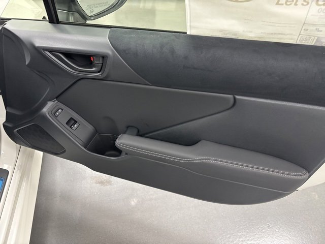 New 2025 Toyota GR86 Premium image 6