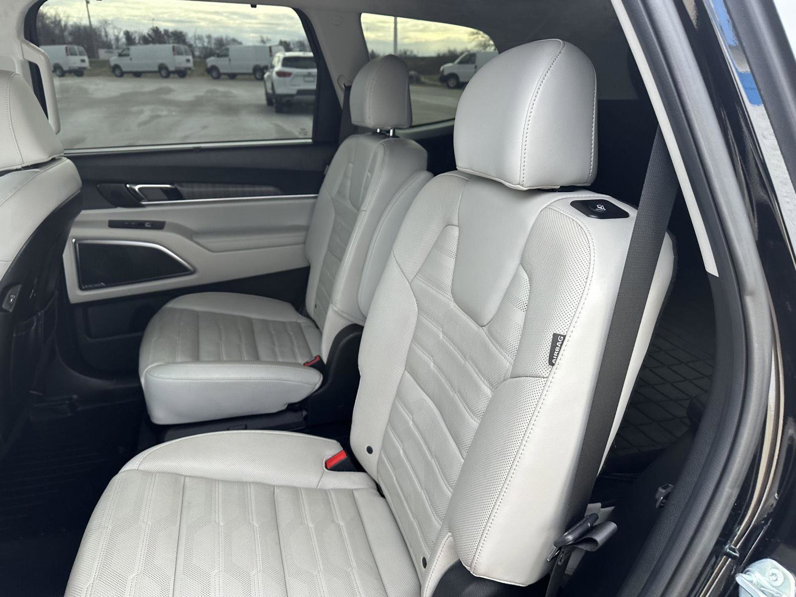 Used 2024 Kia Telluride SX Prestige image 14
