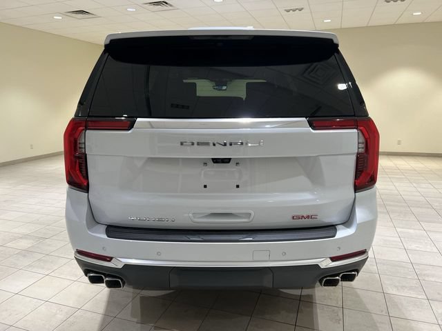New 2026 GMC Yukon Denali w/ Denali Reserve Package AWD/4WD image 4