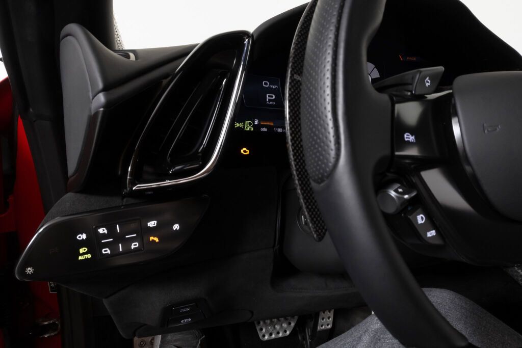 Certified 2021 Ferrari Roma image 33