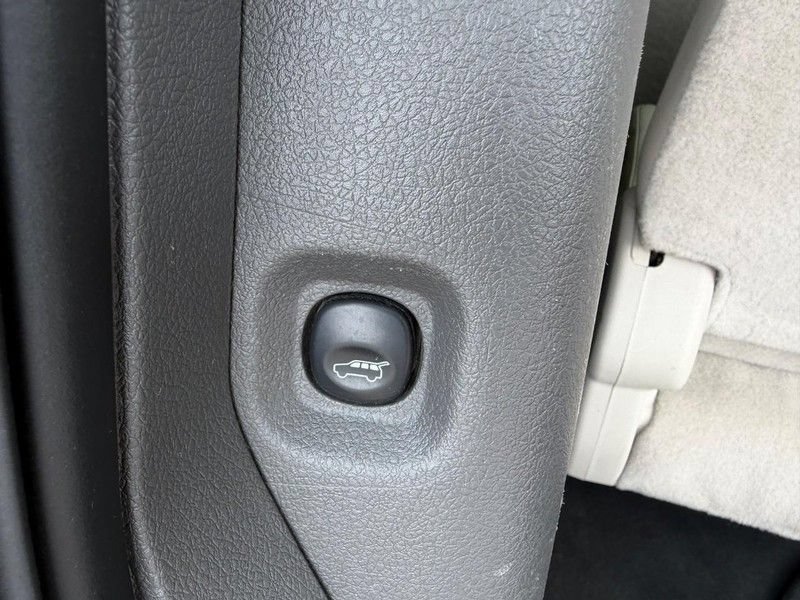 Used 2012 Ford Flex Limited w/ Equipment Group Order Code FWD image 6