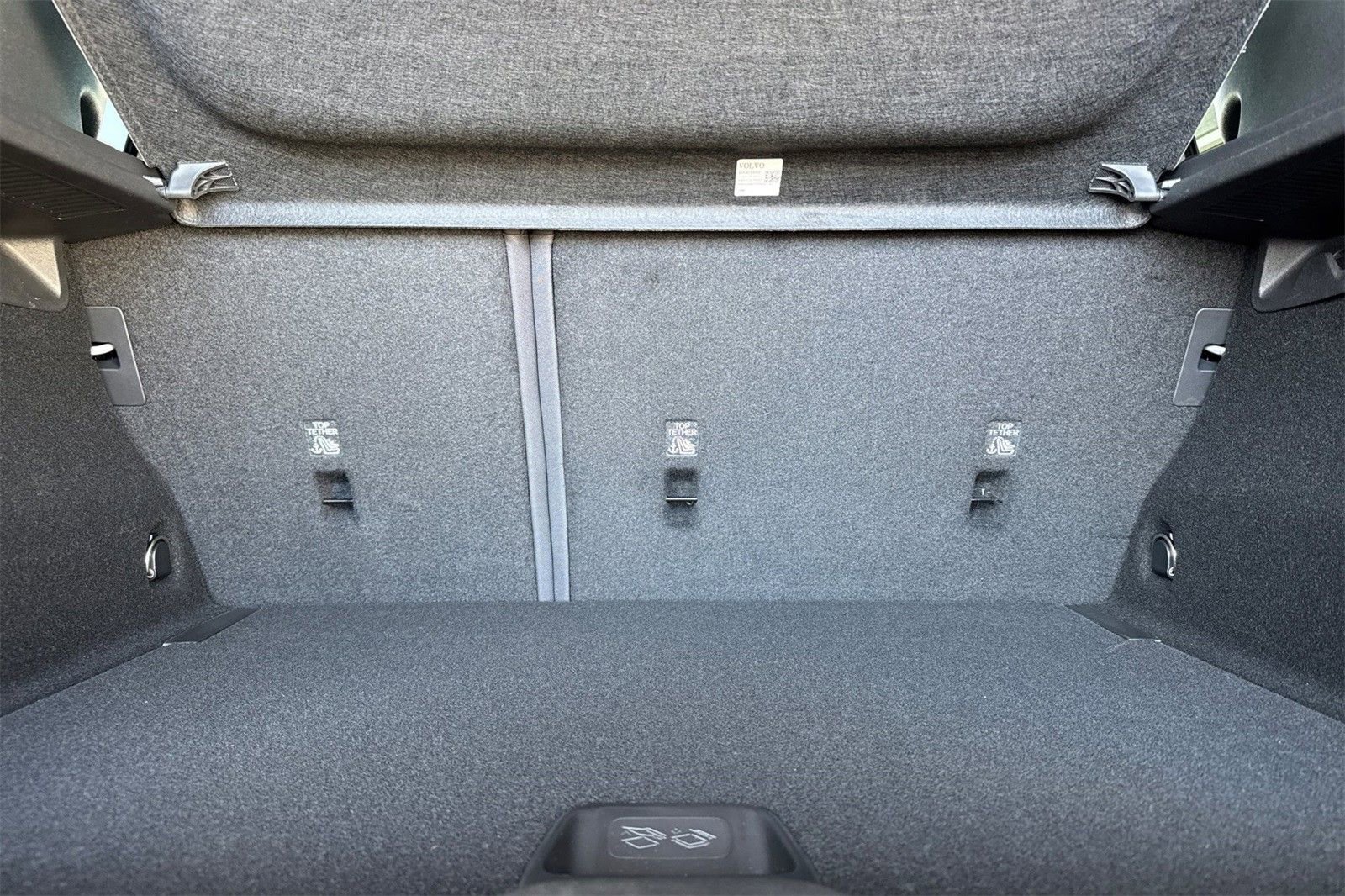 New 2026 Volvo EX30 Plus w/ Protection Package Premier image 14