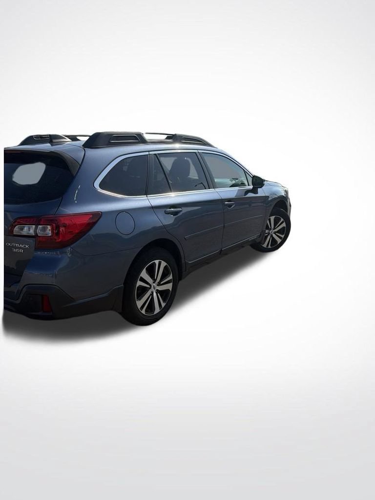 Used 2018 Subaru Outback 3.6R Limited AWD/4WD image 9