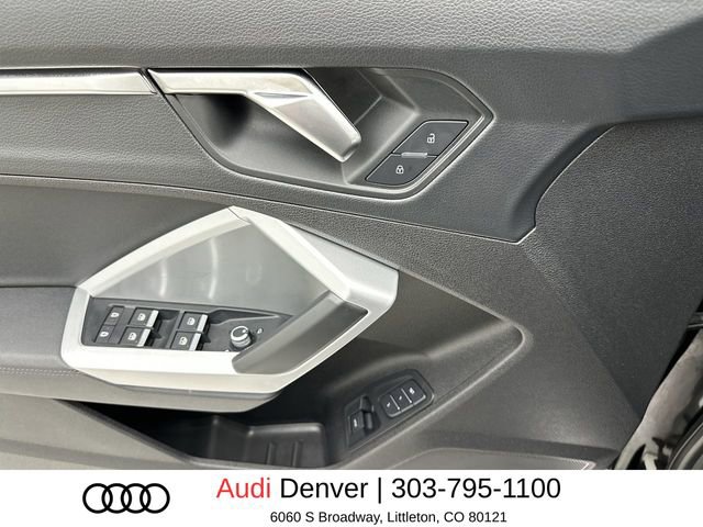 Used 2025 Audi Q3 2.0T Premium w/ Convenience Package AWD/4WD image 13