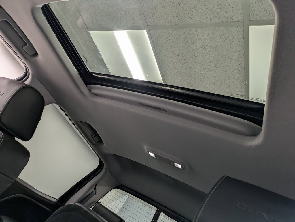 Used 2017 GMC Sierra 3500 Denali w/ Duramax Plus Package image 21