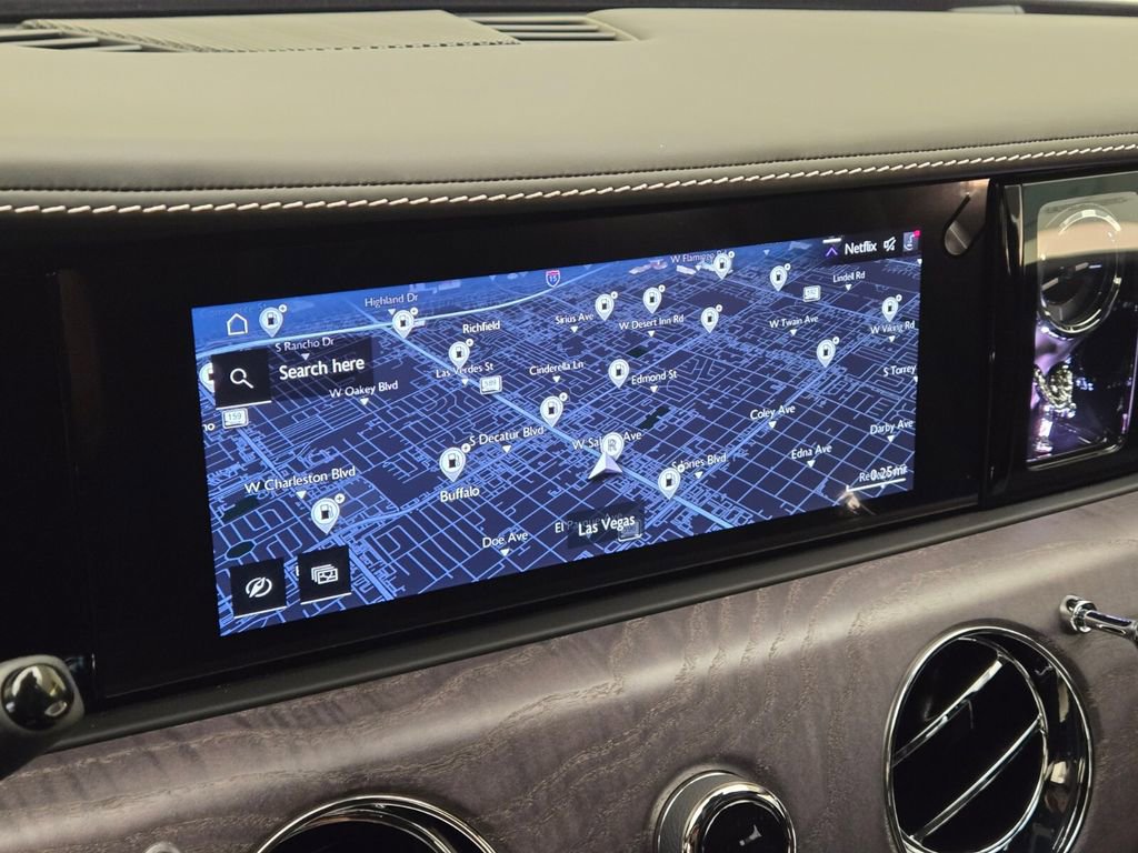 Certified 2025 Rolls-Royce Ghost AWD/4WD image 36