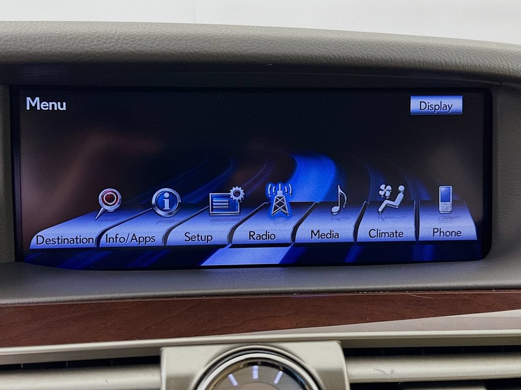 Used 2013 Lexus LS 460 w/ Comfort Pkg RWD image 15