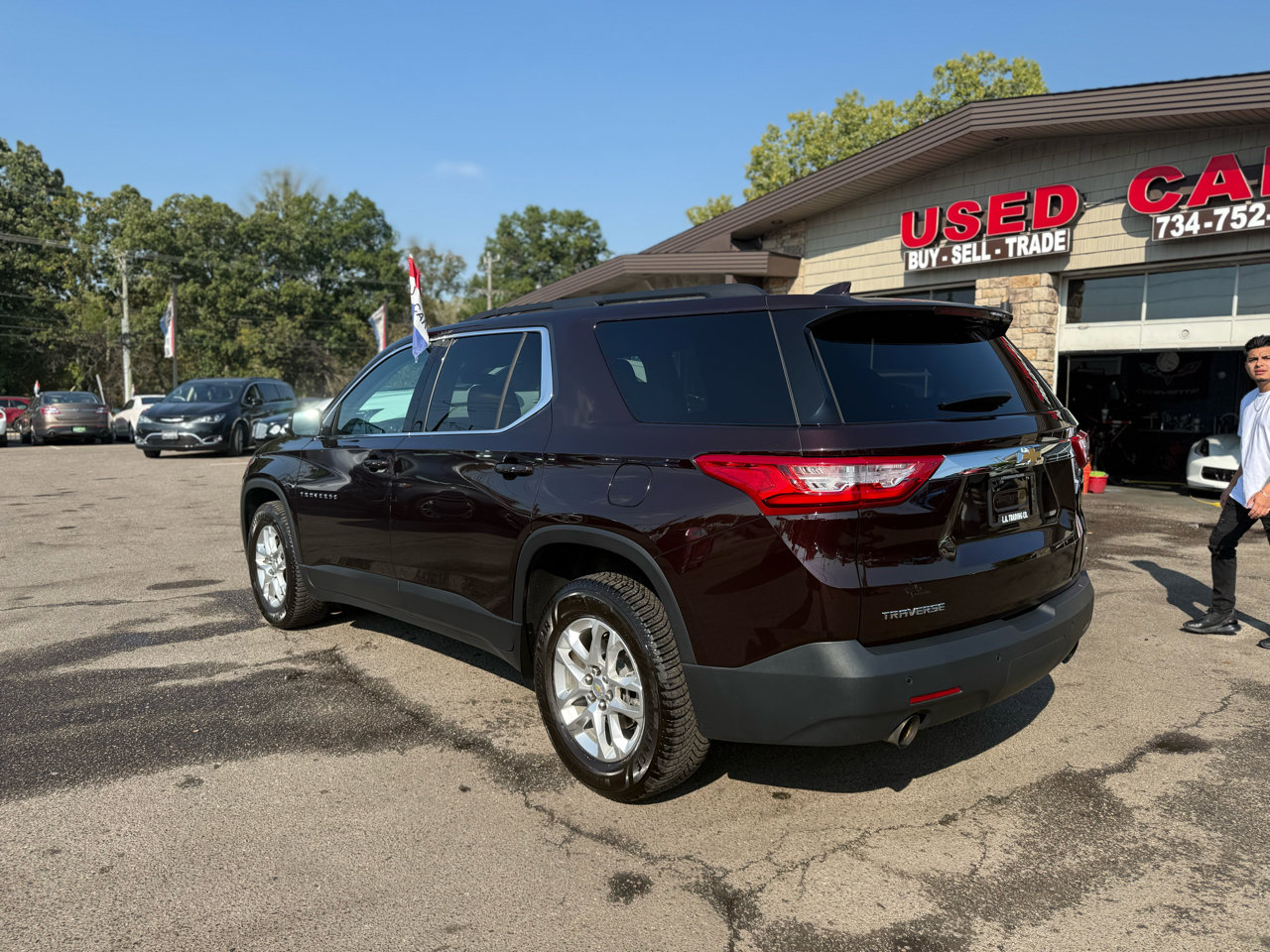 Used 2020 Chevrolet Traverse LT image 5